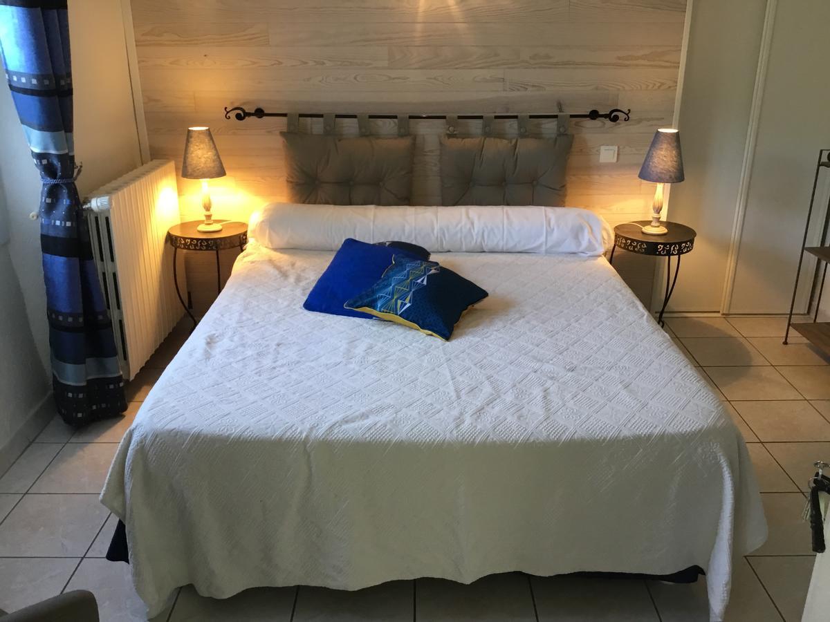 Les Palettes Hotell Salavas Eksteriør bilde